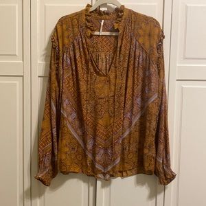 Free People peasant blouse. Size L